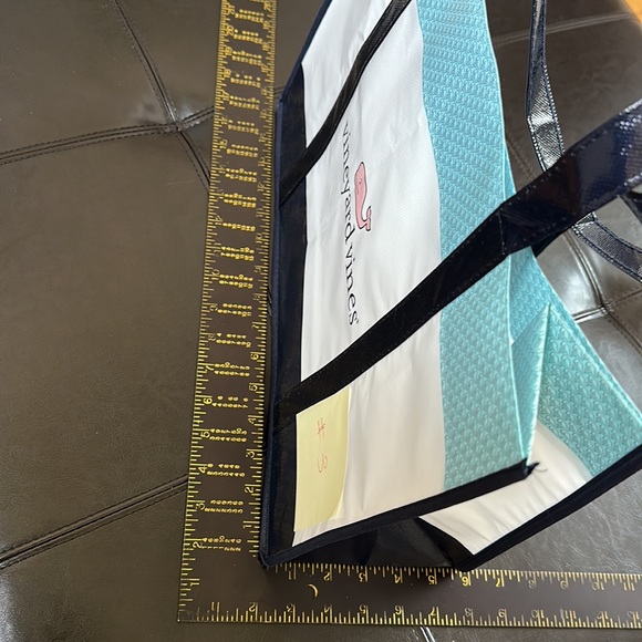 Vineyard Vines totes 2 for $20 - Picture 9 of 15